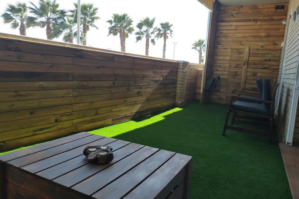 Apartamento Para 5 Personas Frente Al Mar Con Piscina Y Parking Кубеляс Екстериор снимка