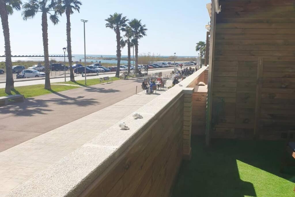 Apartamento Para 5 Personas Frente Al Mar Con Piscina Y Parking Кубеляс Екстериор снимка