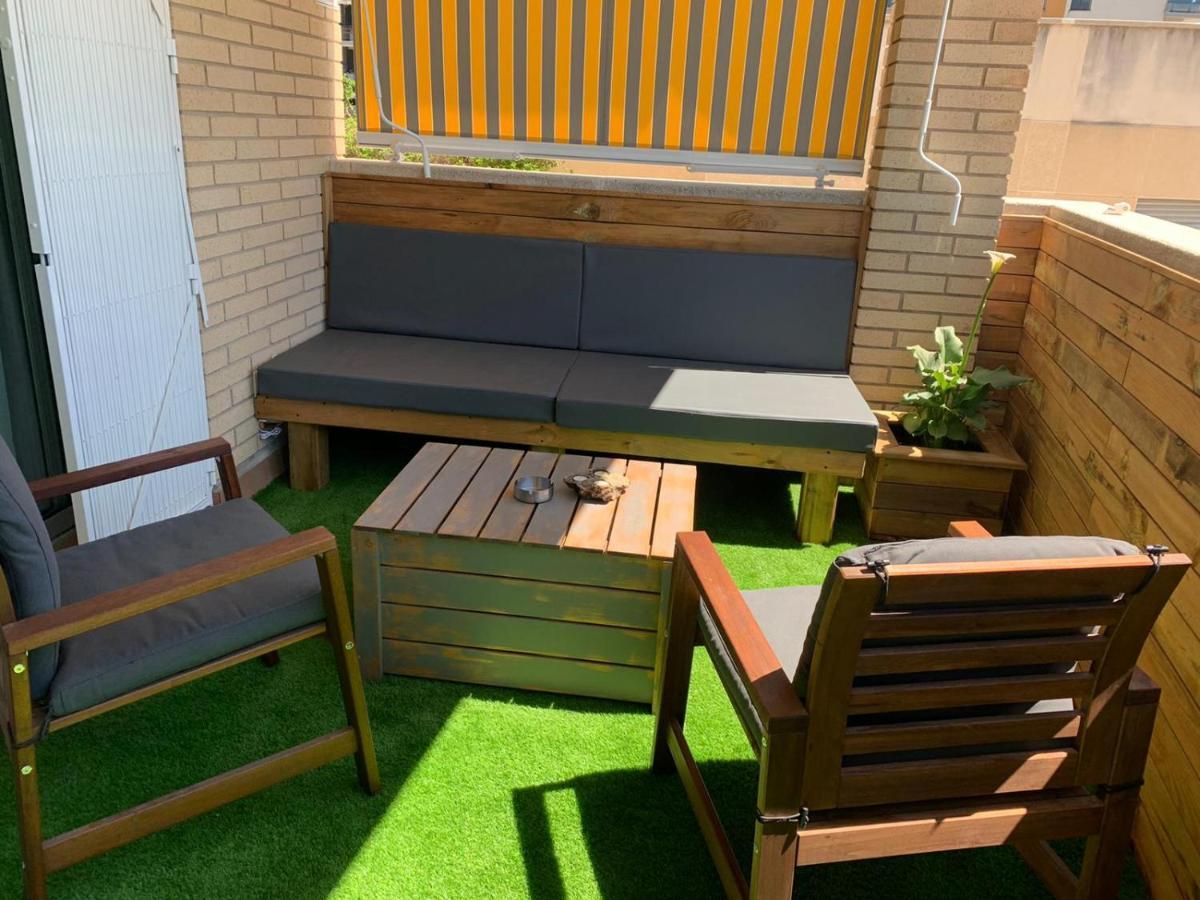 Apartamento Para 5 Personas Frente Al Mar Con Piscina Y Parking Кубеляс Екстериор снимка